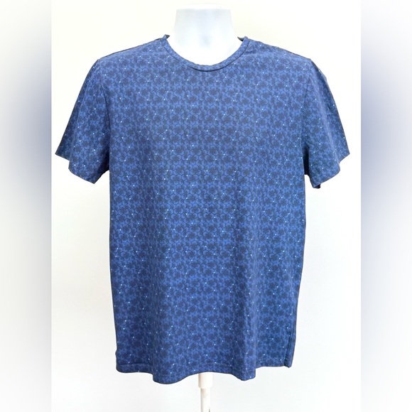 🛍️DALYDRESS Navy blue geometric print Men’s pullover size L. - Picture 6 of 12